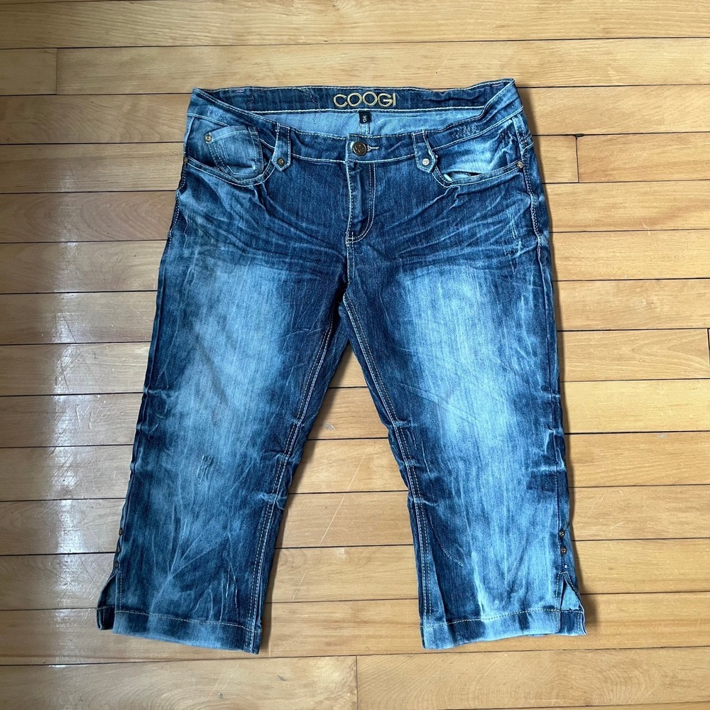Coogi Womens Y2K Embroidered Denim Capri Jeans Dark Wash Size 9/10 Distressed